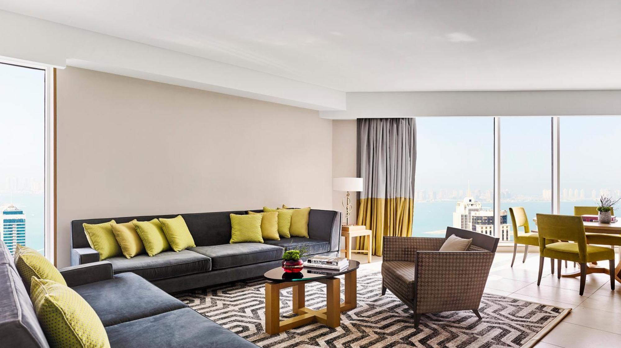 Hotel Pullman West Bay 5*
