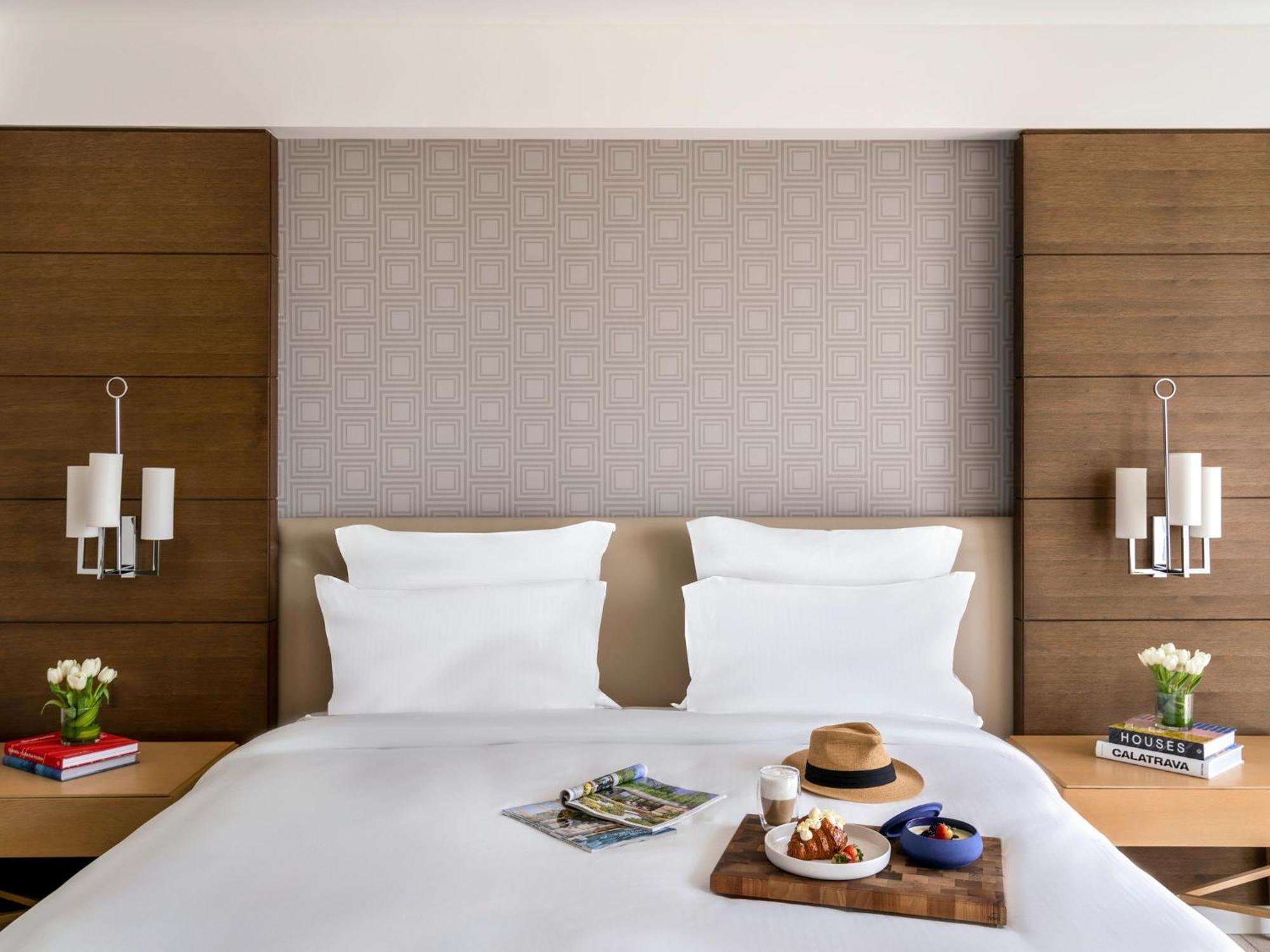 Pullman West Bay Hotel Doha